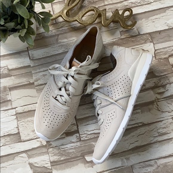 ugg tye leather sneaker